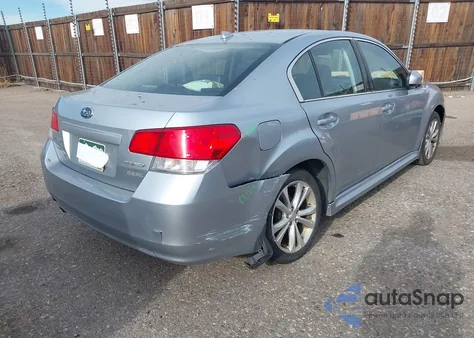 2013 Subaru Legacy 2.5I Limited из США, поврежденный, VIN 4S3BMBK60D3012163